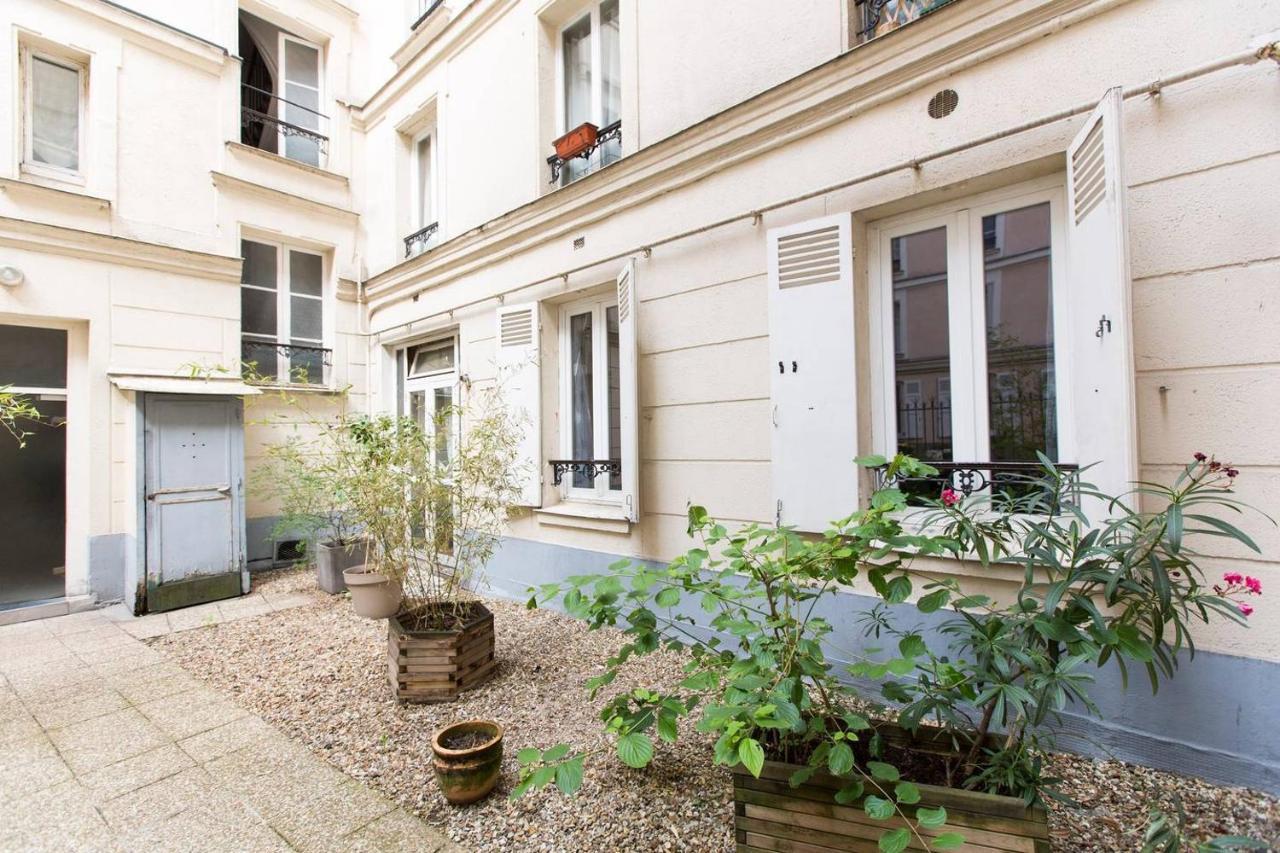 Coup De Coeur A Montmartre Bed & Breakfast Paris Bagian luar foto