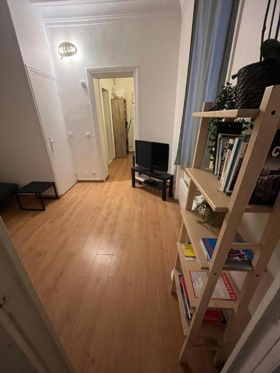 Coup De Coeur A Montmartre Bed & Breakfast Paris Bagian luar foto